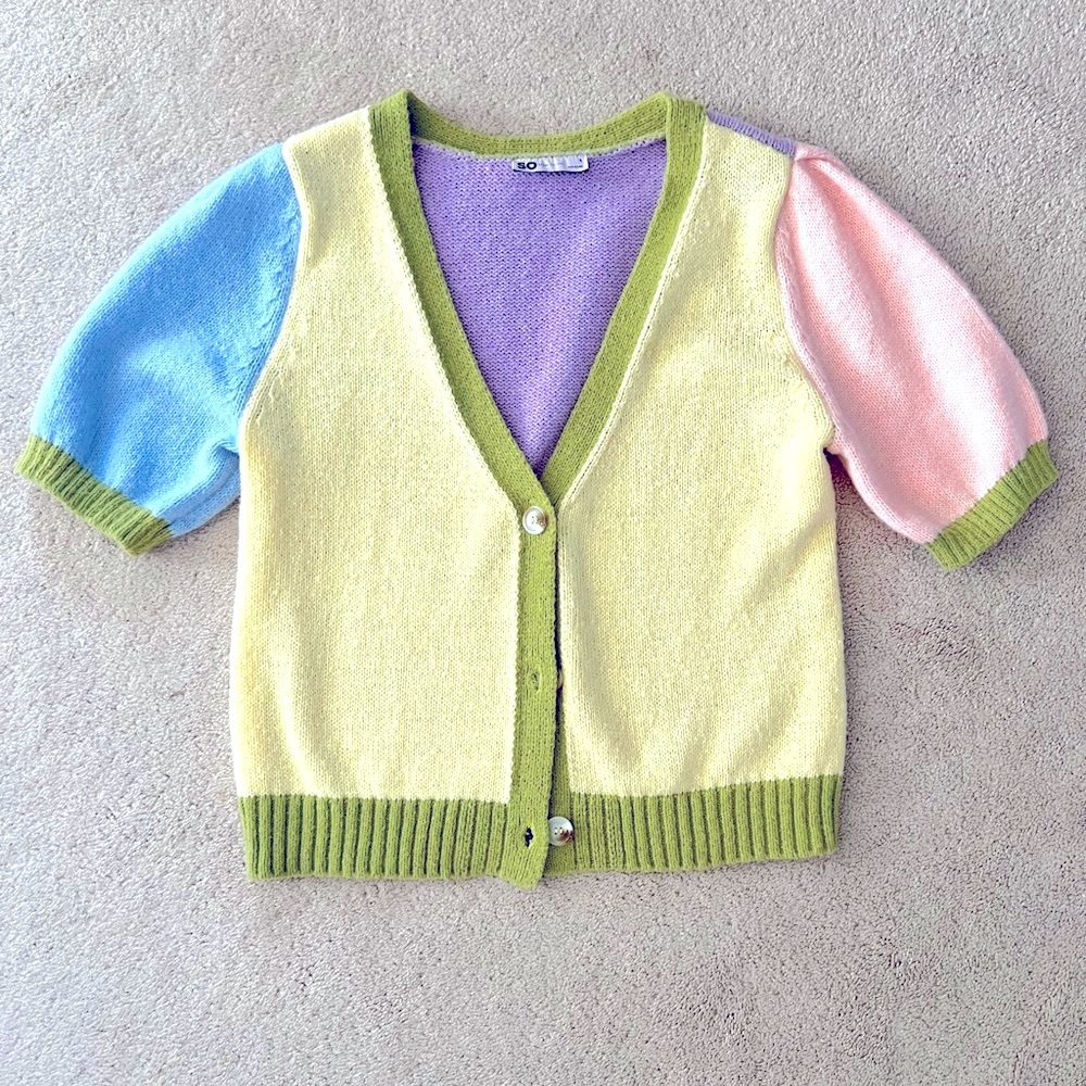 SO short sleeve sweater cardigan